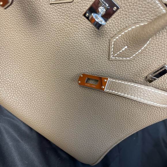 Authentic Hermes birkin25 etoupe stamp B. - Picture 13 of 16